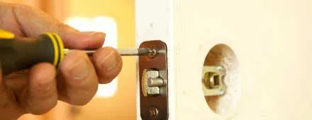 Affordable Locksmith Services Berkeley, CA 510-789-0845 - 24-hour-lock-key-01